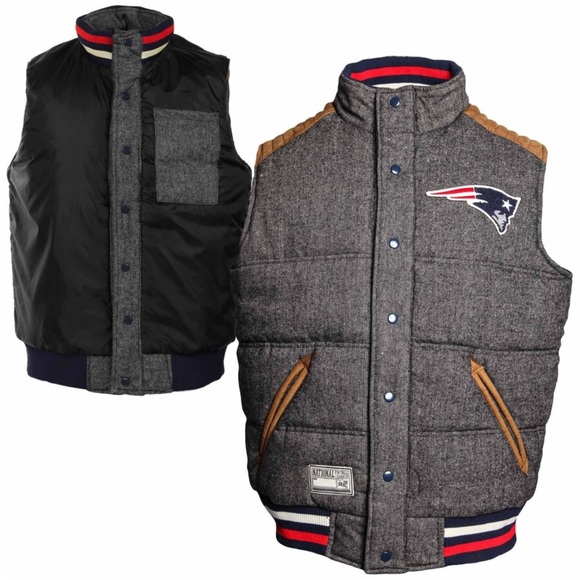 New England Patriots Legacy Button-Up Reversible Vest - Gray - Picture 2 of 9